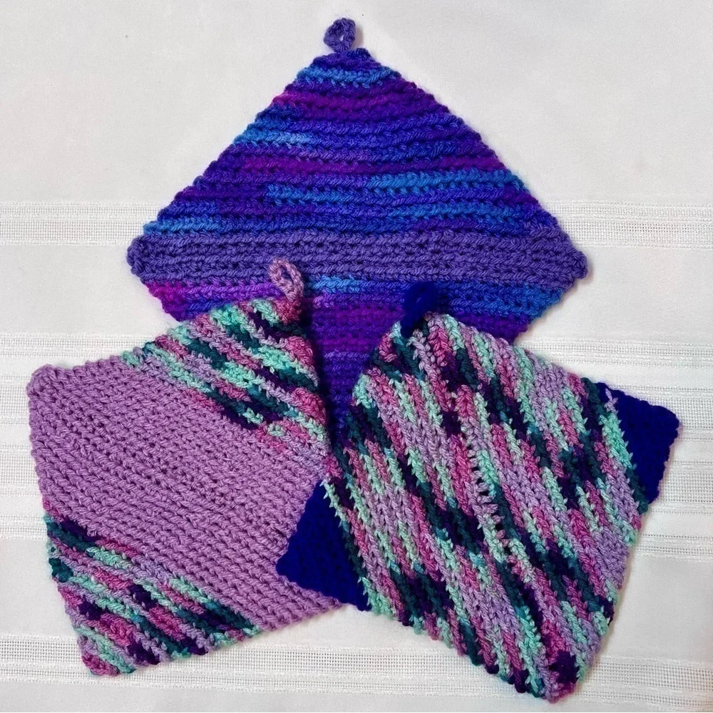 Hand Crafted Crochet Hot Pad Pot Holders Set of 3‎ NEW